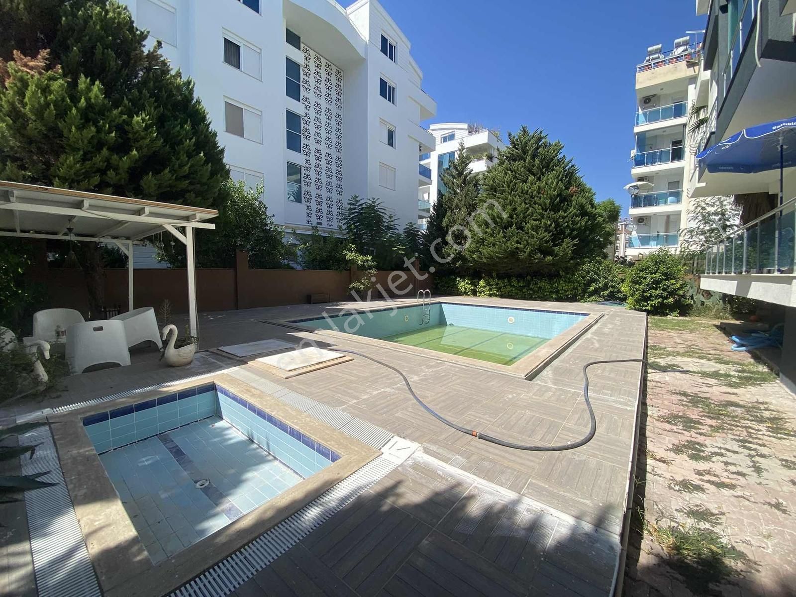 Konyaaltı Hurma'da Katta Satılık 1+1 Havuzlu Daire - Görsel 12