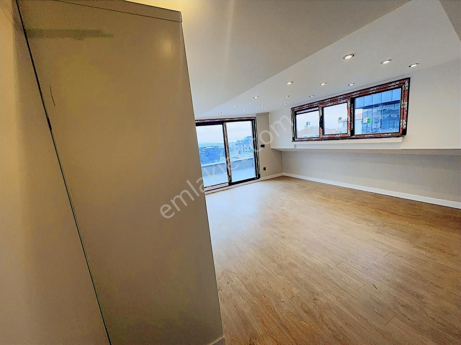 Üsküdar Altunizade 4+2 Site İçerisinde Dubleks Deniz Manzaralı - Görsel 19