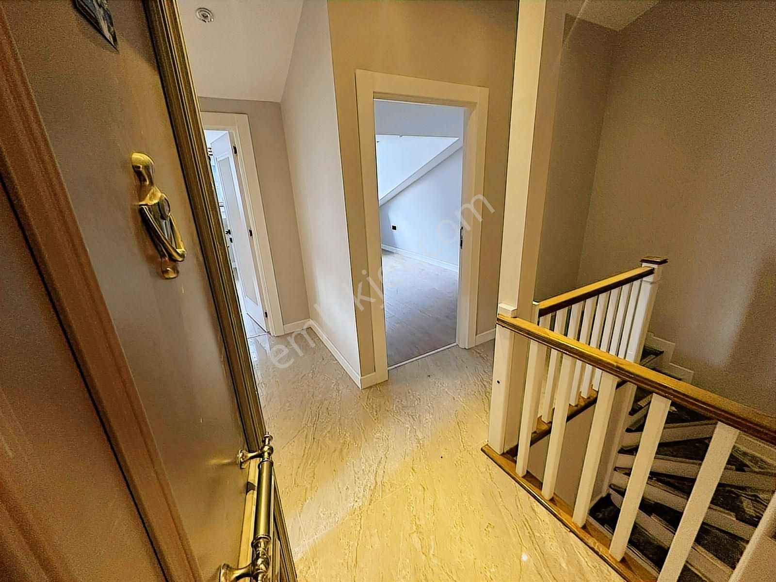 Üsküdar Altunizade 4+2 Site İçerisinde Dubleks Deniz Manzaralı - Görsel 2