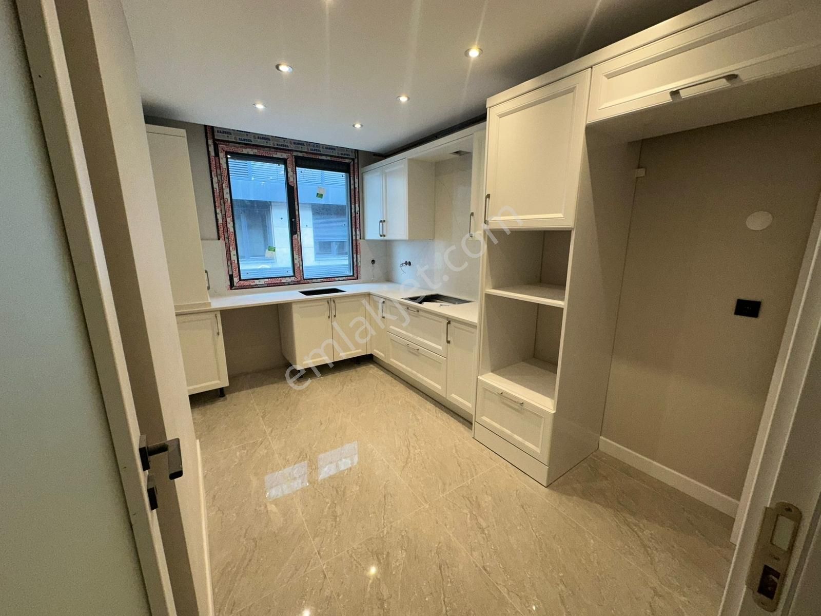 Üsküdar Altunizade 4+2 Site İçerisinde Dubleks Deniz Manzaralı - Görsel 9