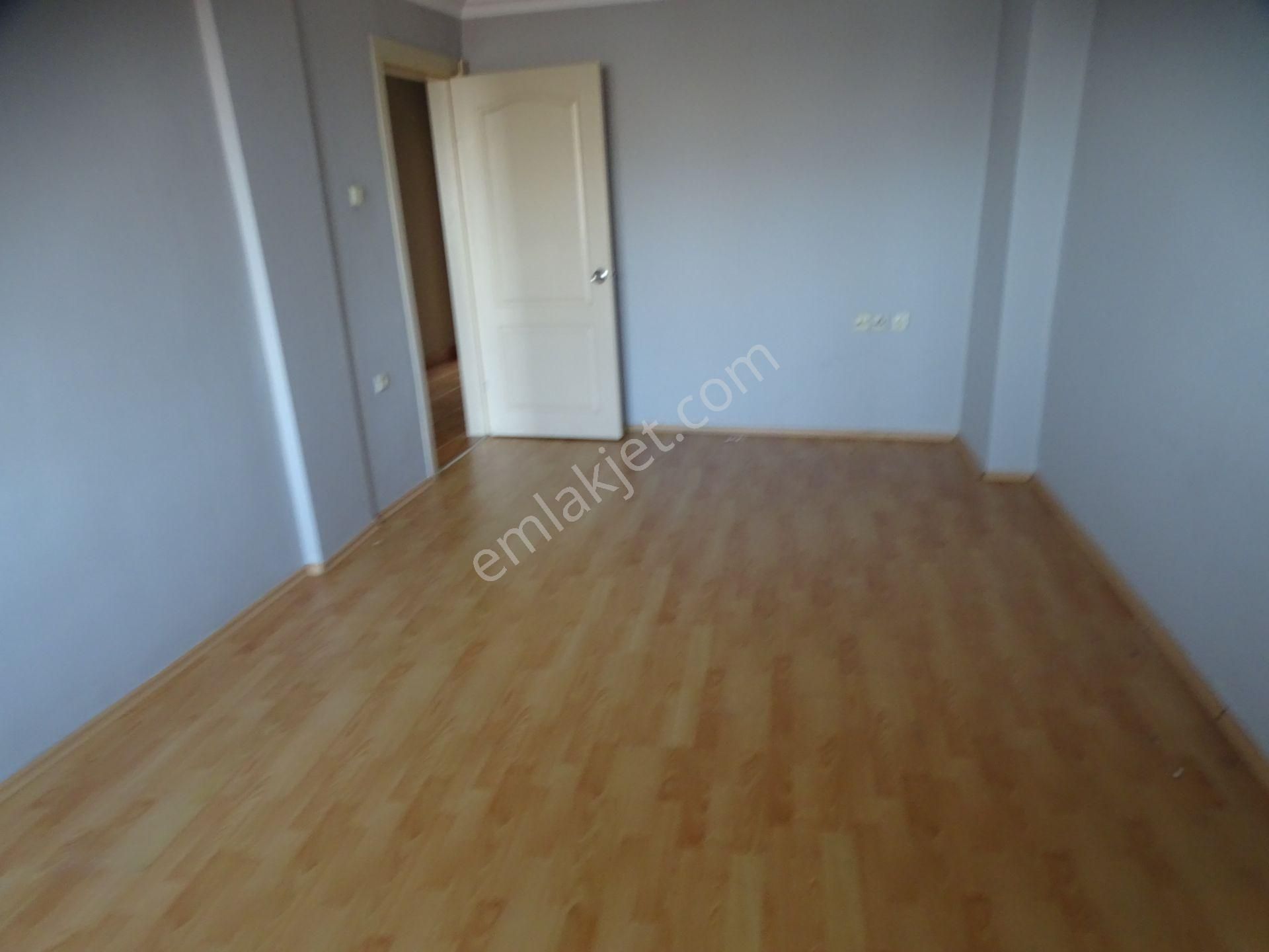 İstinye 'de İstinye Parka Yakın Ulaşımı Kolay Mahallede 2+1 Kombili Daire - Görsel 7