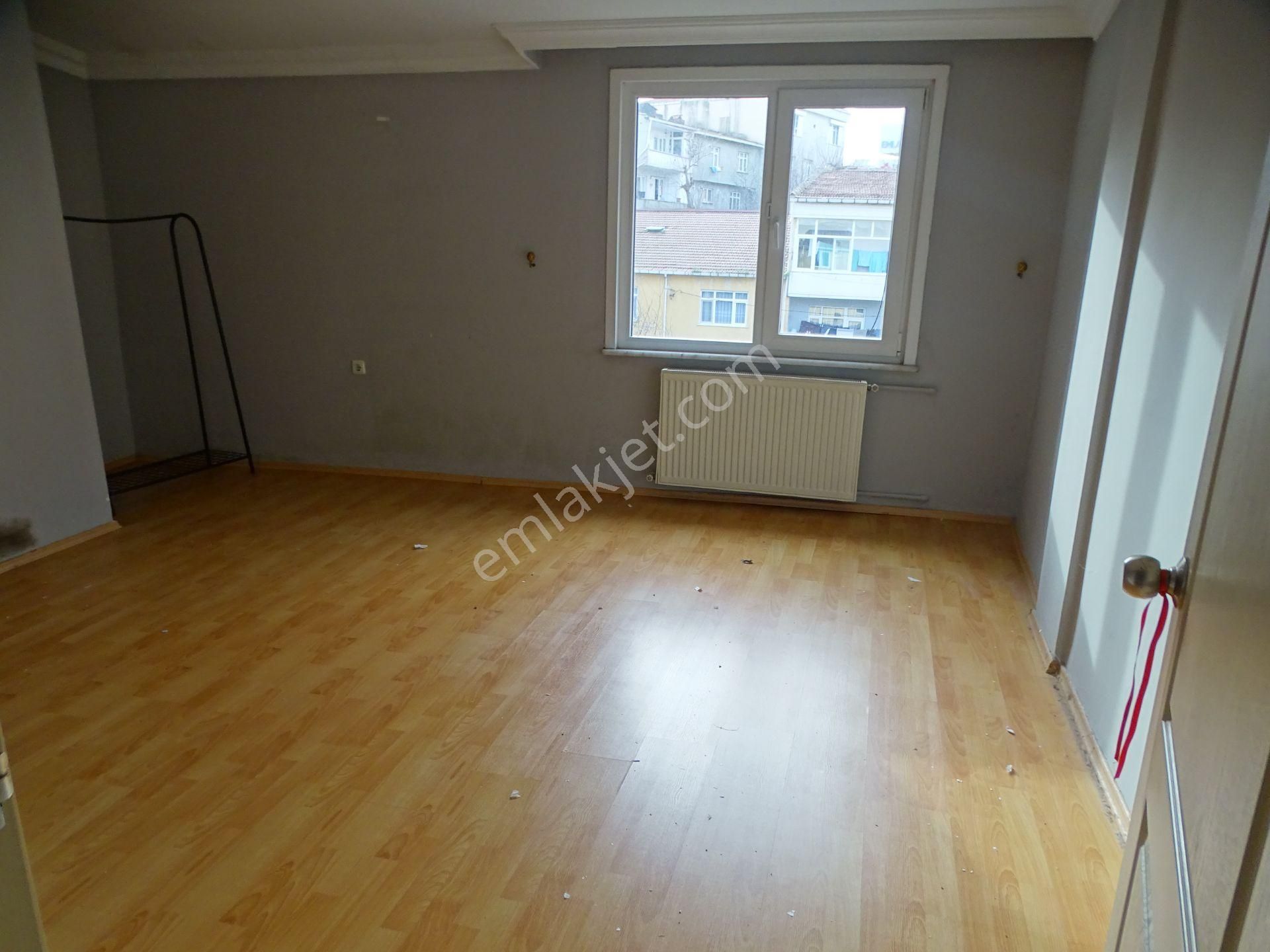 İstinye 'de İstinye Parka Yakın Ulaşımı Kolay Mahallede 2+1 Kombili Daire - Görsel 11