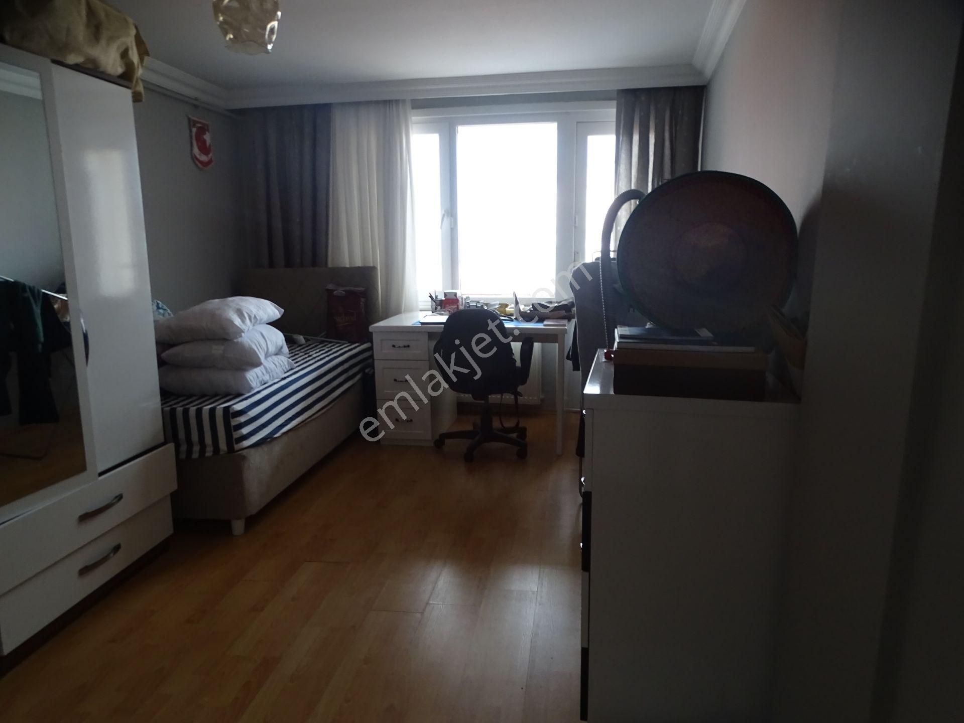 İstinye 'de İstinye Parka Yakın Ulaşımı Kolay Mahallede 2+1 Kombili Daire - Görsel 6