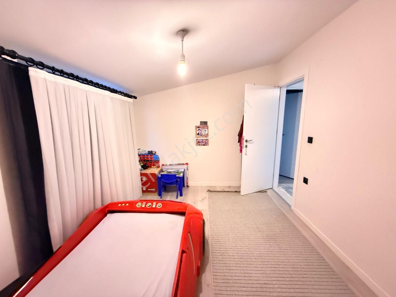 B.m Real Estate Satılık 3+1 Dubleks Daıre - Görsel 19