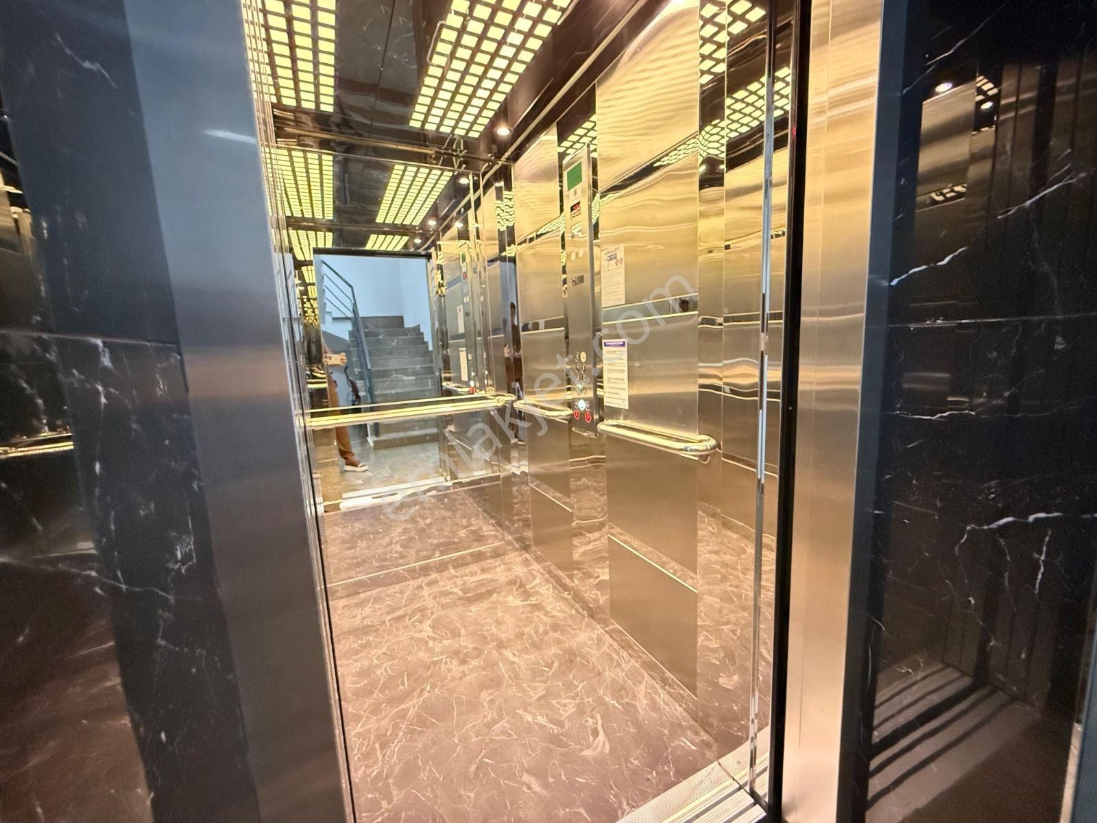 B.m Real Estate Satılık 3+1 Dubleks Daıre - Görsel 3