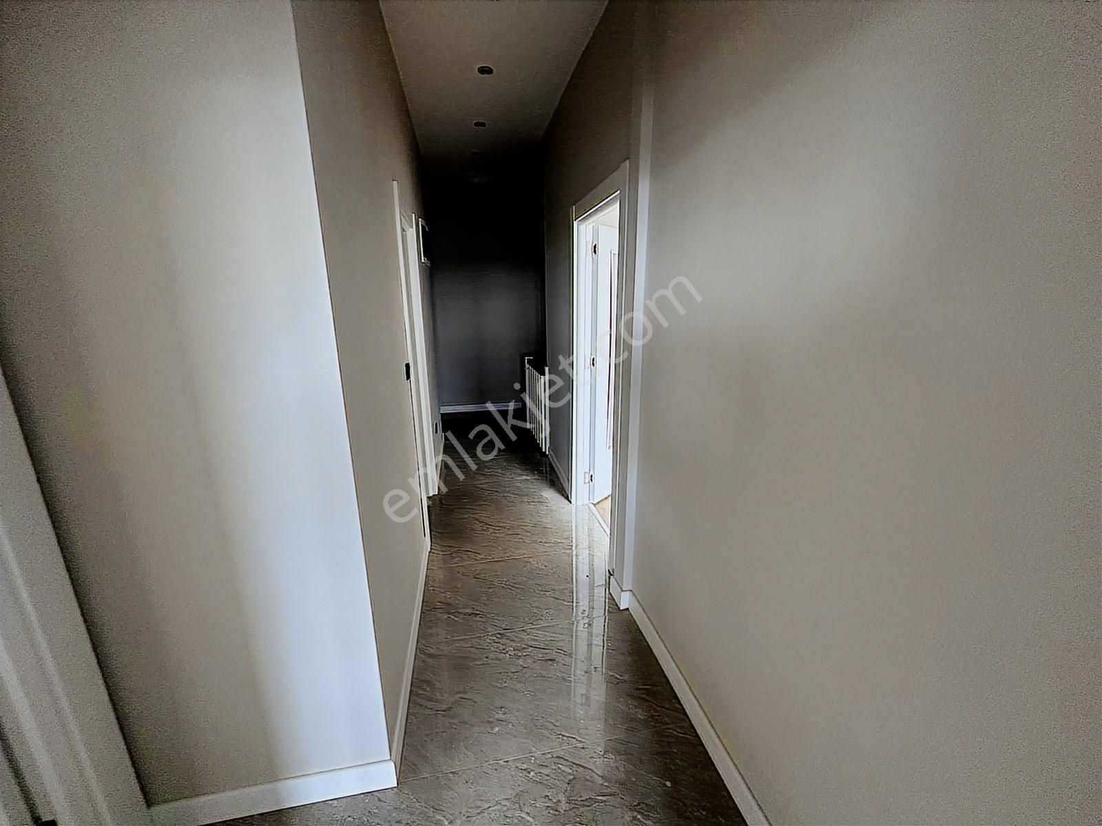 Üsküdar Altunizade 4+2 Dublex Daire Deniz Manzaralı - Görsel 6