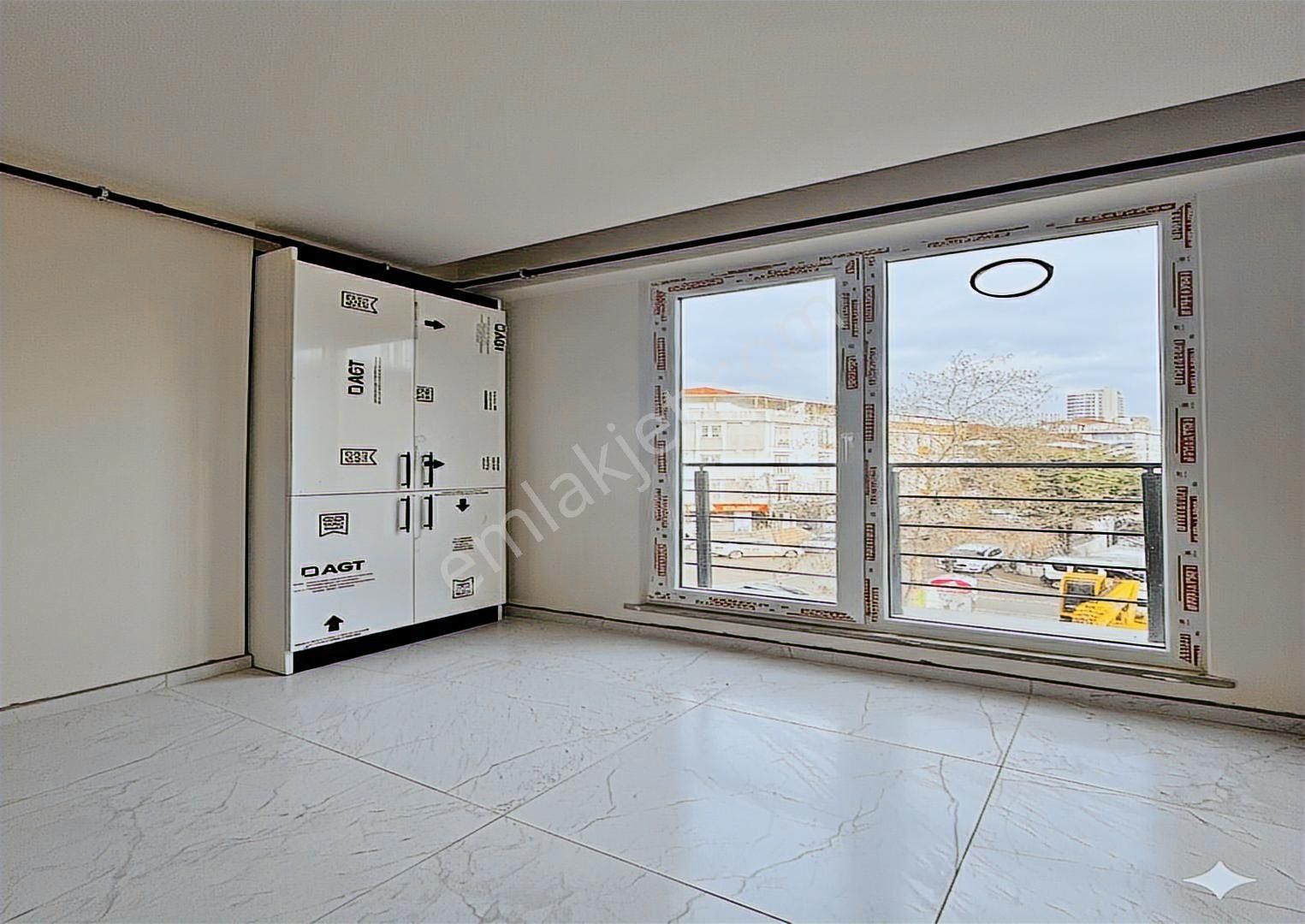 Metrobüse 1dk Sıfır Mülkiyetli Arakat 1+1 Yatırım Satılık Daire - Görsel 17