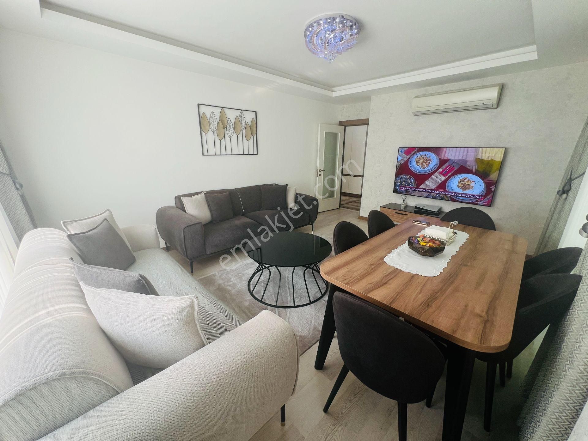 Merkezde Lüks Sitede Katta Çok Geniş Ebeveyn Banyolu 2+1 - Görsel 11