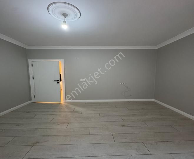 Metrobüse 5 Dakika Yürüme Mesafesinde Sıfır 2+1!!! - Görsel 23