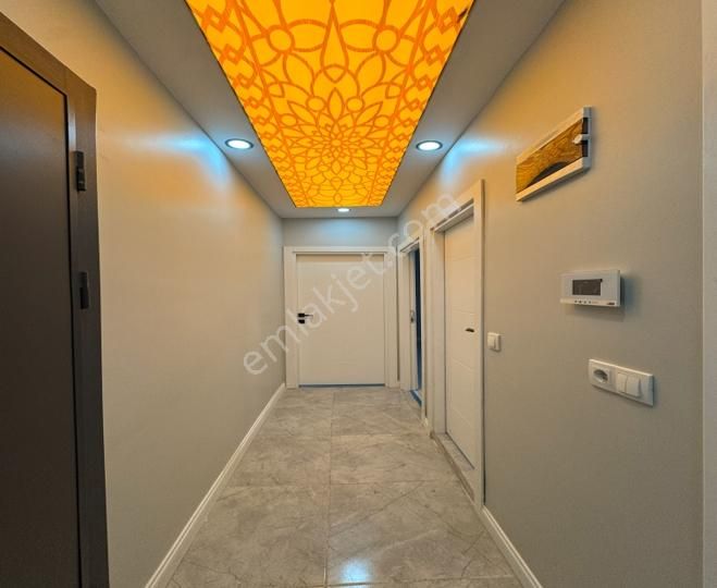 Metrobüse 5 Dakika Yürüme Mesafesinde Sıfır 2+1!!! - Görsel 22