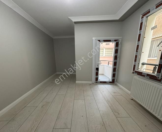 Metrobüse 5 Dakika Yürüme Mesafesinde Sıfır 2+1!!! - Görsel 16