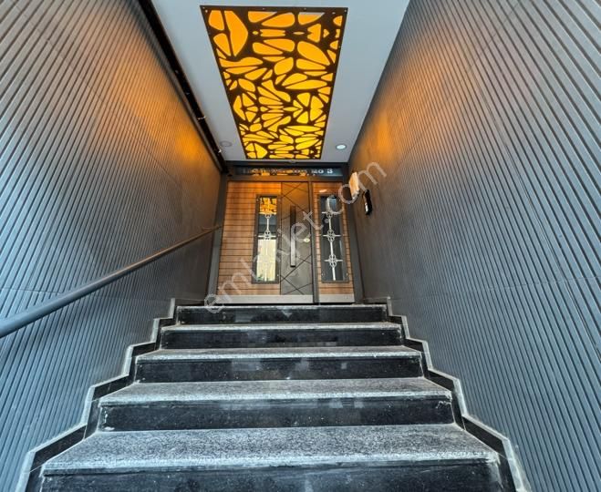 Metrobüse 5 Dakika Yürüme Mesafesinde Sıfır 2+1!!! - Görsel 11