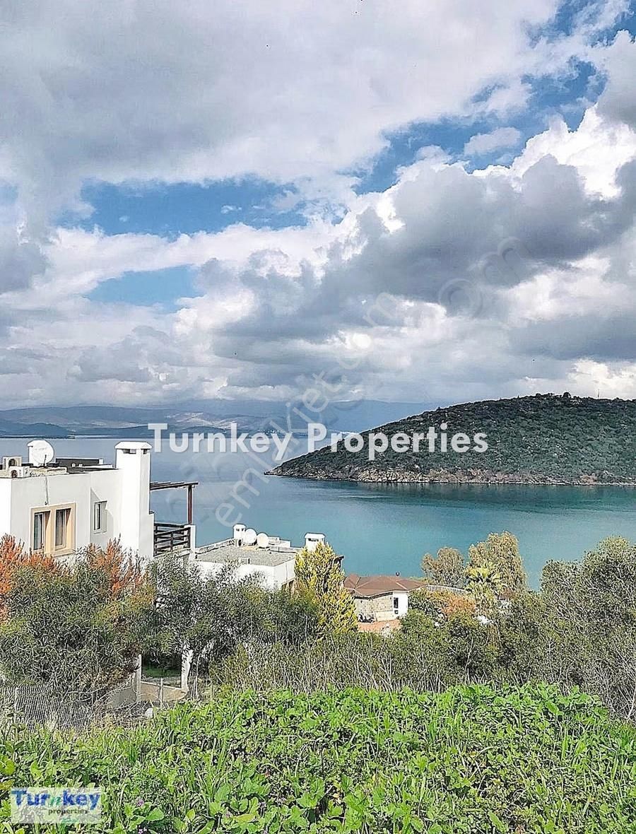 Deniz Ve Doğa Manzaralı Eşyalı Kiralık Dubleks Villa