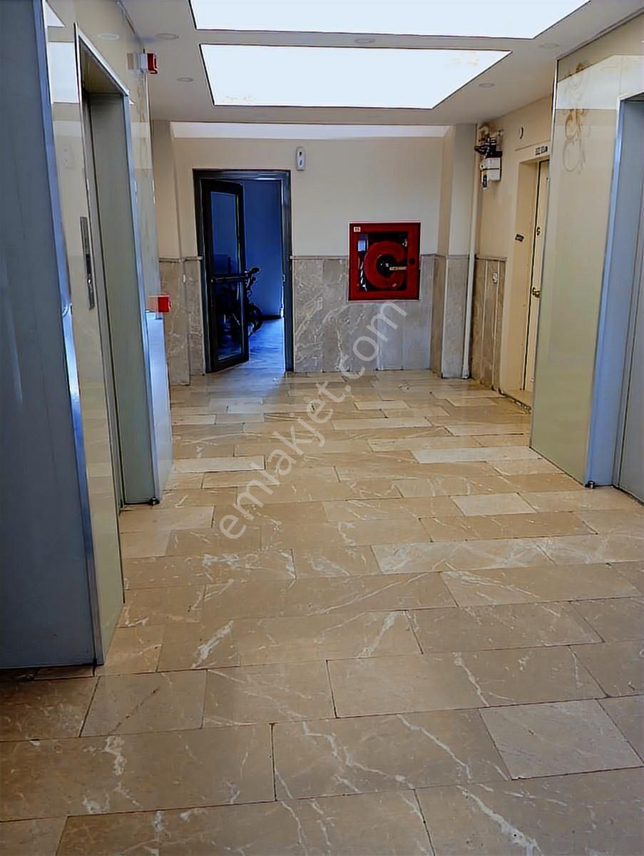 Lale Evlerinde Hastanesi Yakını 3+1 Yüksek Giriş Boş