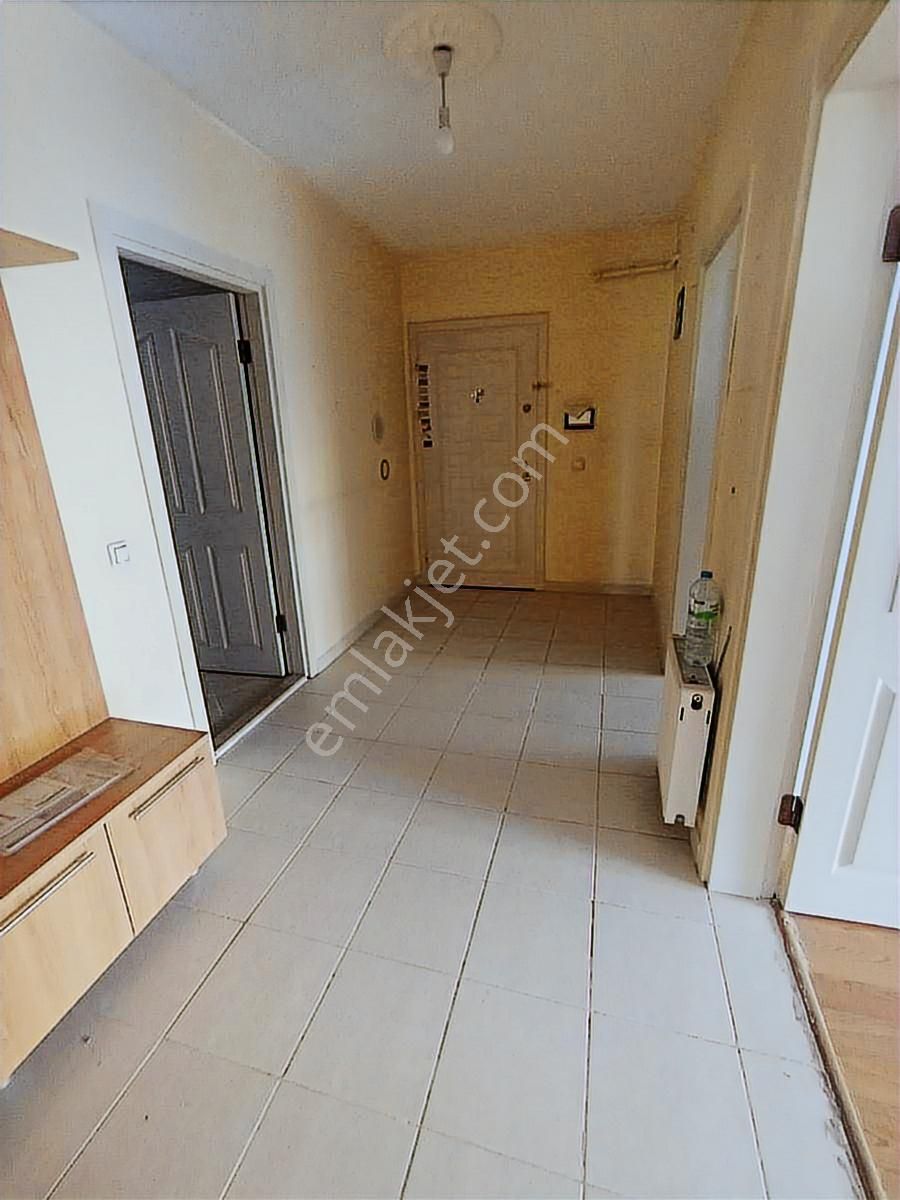 Lale Evlerinde Hastanesi Yakını 3+1 Yüksek Giriş Boş - Görsel 17