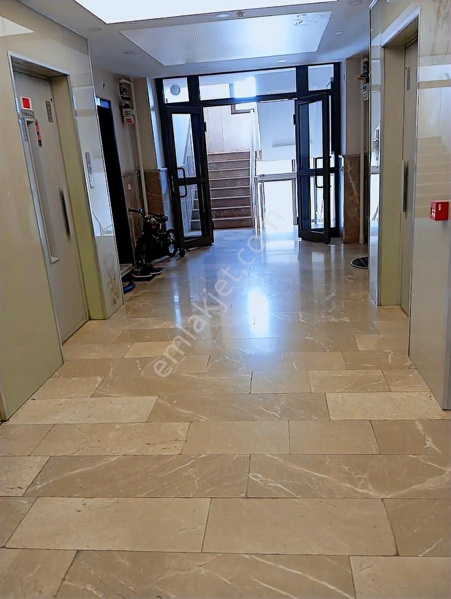 Lale Evlerinde Hastanesi Yakını 3+1 Yüksek Giriş Boş - Görsel 16