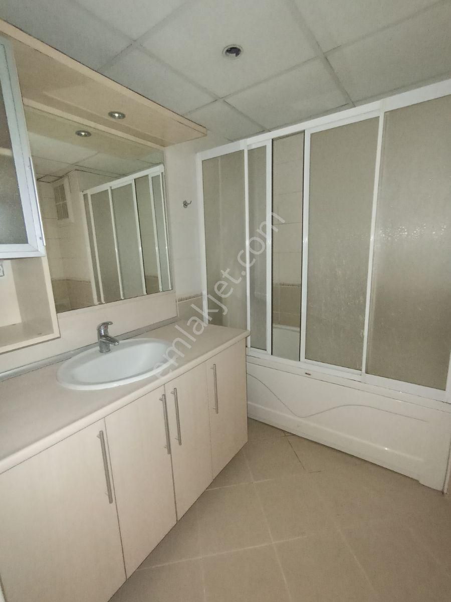 Lale Evlerinde Hastanesi Yakını 3+1 Yüksek Giriş Boş - Görsel 27