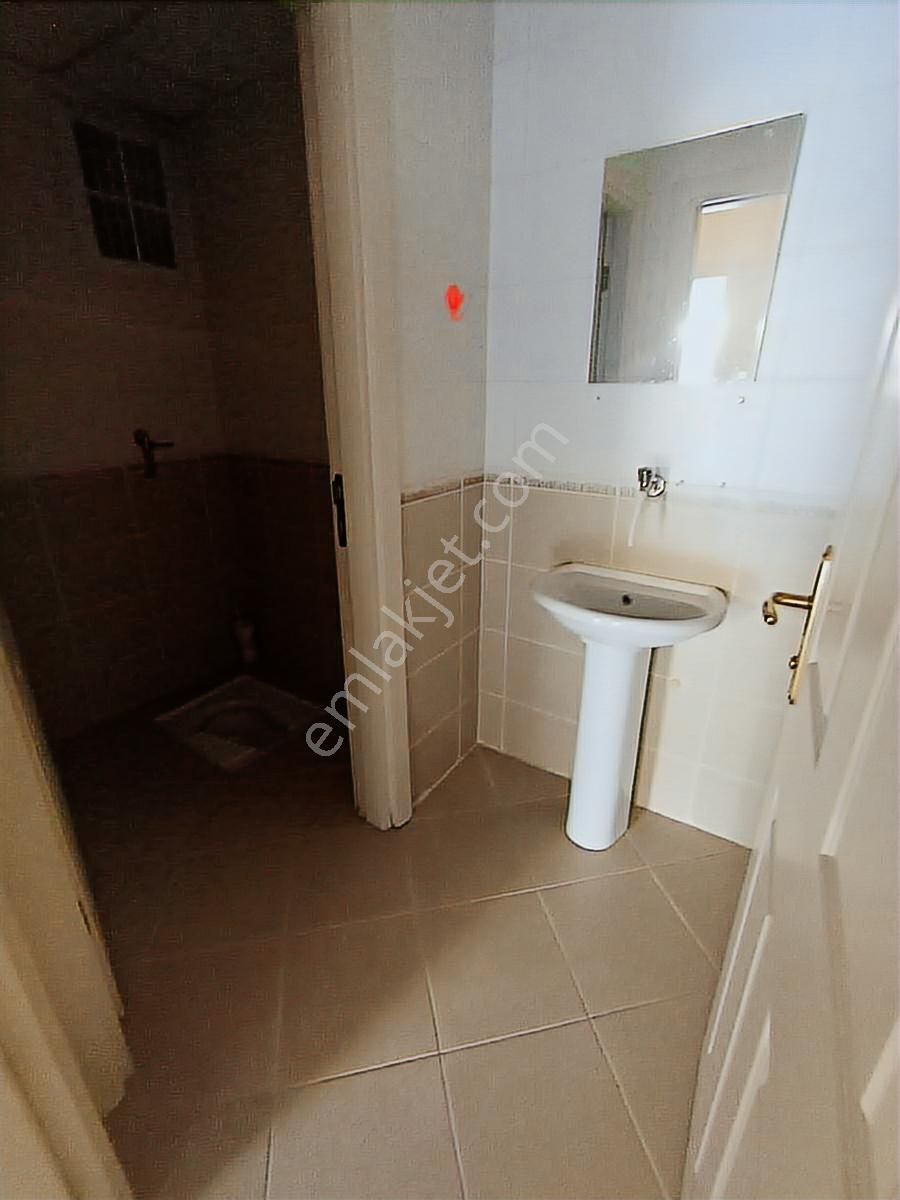 Lale Evlerinde Hastanesi Yakını 3+1 Yüksek Giriş Boş - Görsel 26