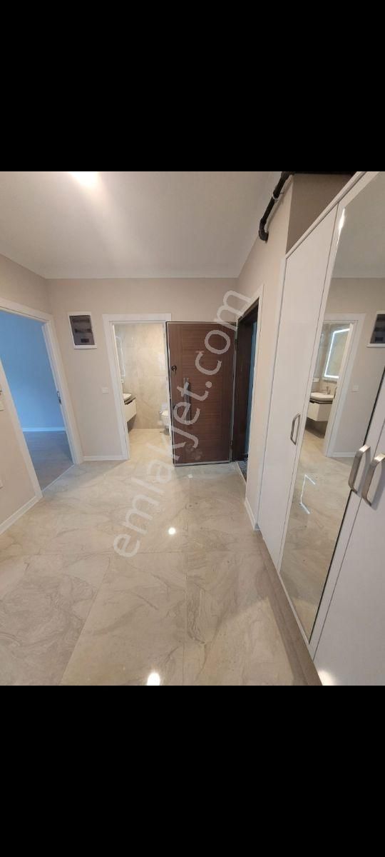 Beylerbeyinde Havuzlu Sıfır Sitede Satılık 2+1 Daire - Görsel 3