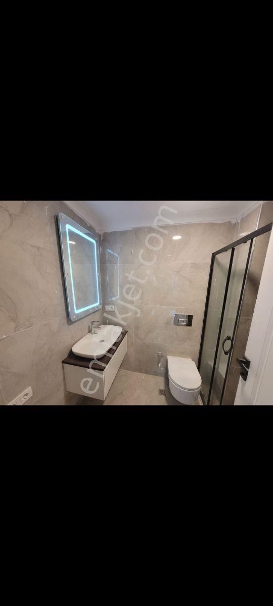 Beylerbeyinde Havuzlu Sıfır Sitede Satılık 2+1 Daire - Görsel 10