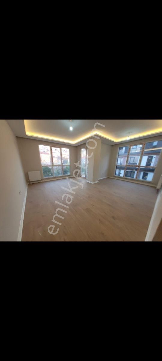 Beylerbeyinde Havuzlu Sıfır Sitede Satılık 2+1 Daire - Görsel 7