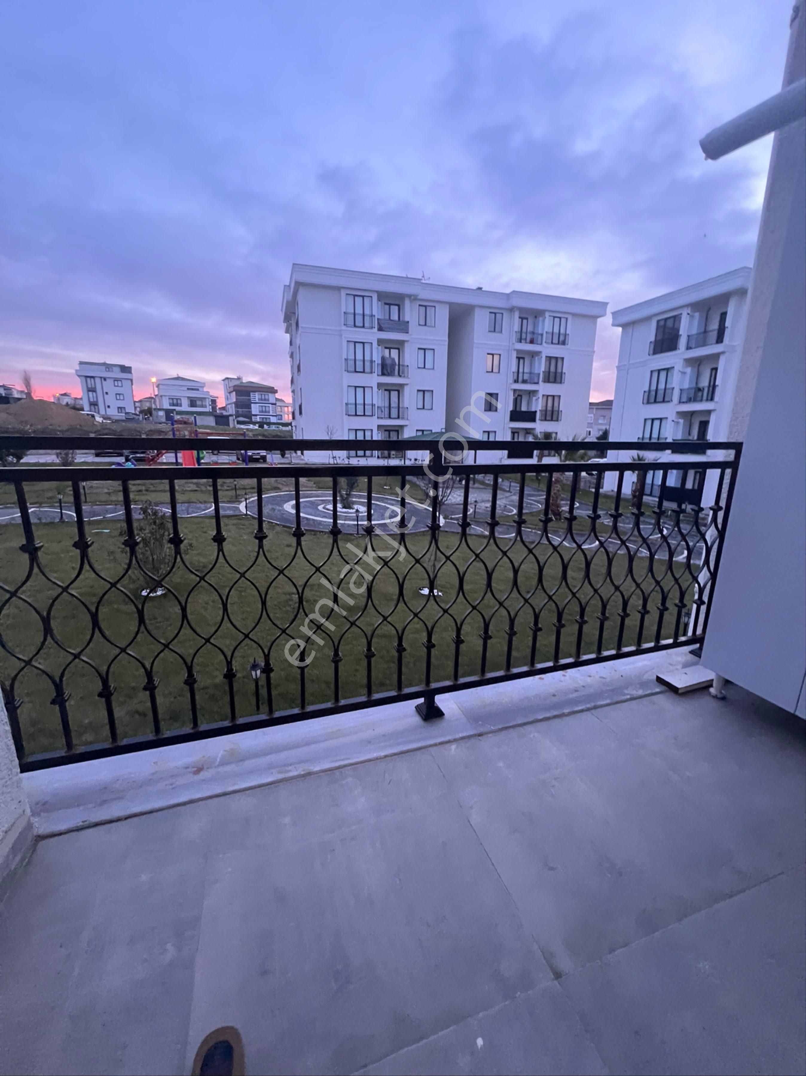 Bükçekmece Murat Çeşme Site İçi 1 Kat Kiralık Daire - Görsel 20