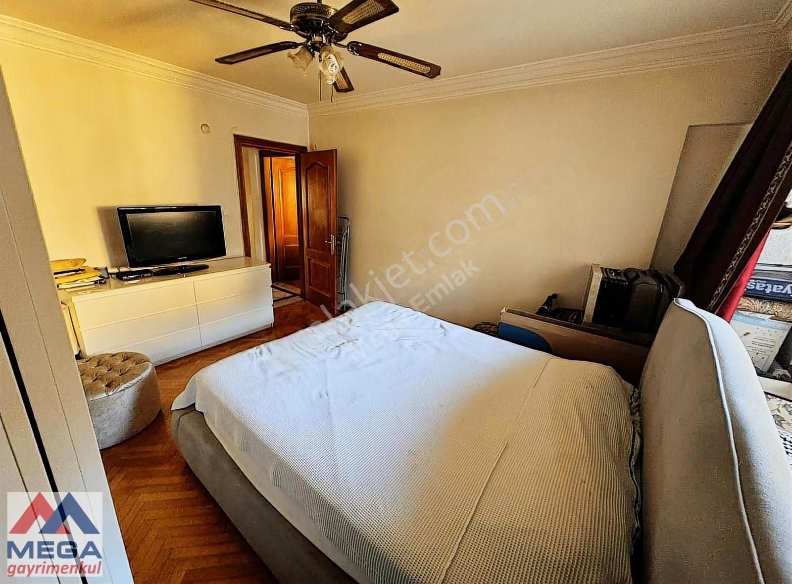 Mega'dan Kalamış Da 150 M2 3+1 Deniz Manzaralı Balkonlu Fırsat - Görsel 3