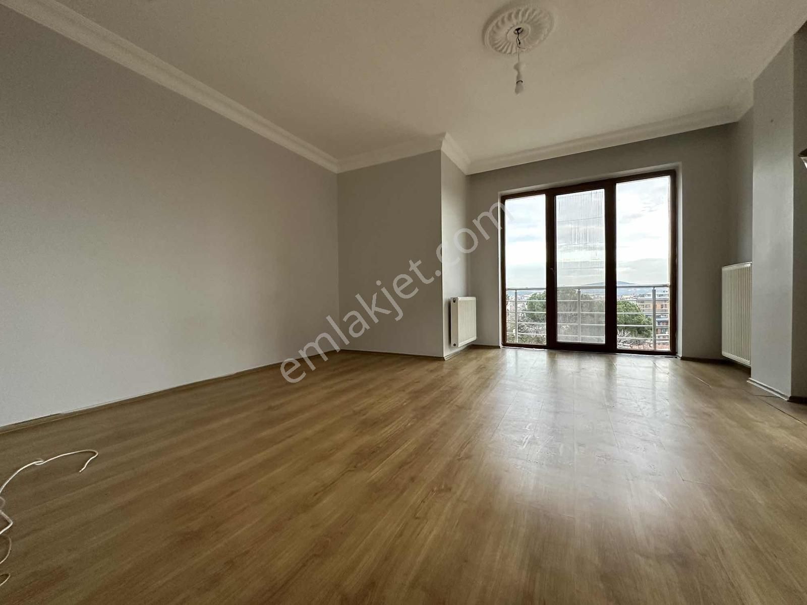 Realist Gayrimenkul Den Kiralık 2+1 Daire - Görsel 3