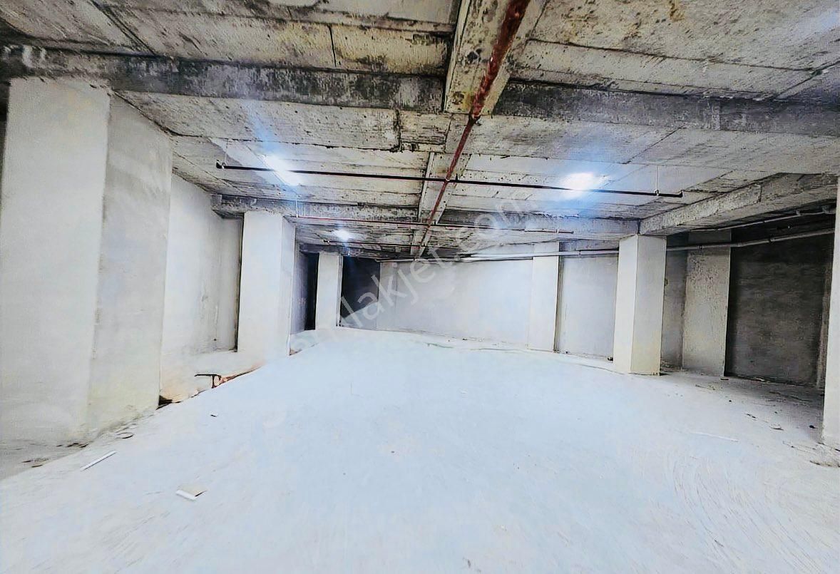 Pusula İnş.tan Uğurmumcuda 1800 M2 Düz Giriş Tır Kamyon Yanaşır Araç Girişli Dükkan - Görsel 8