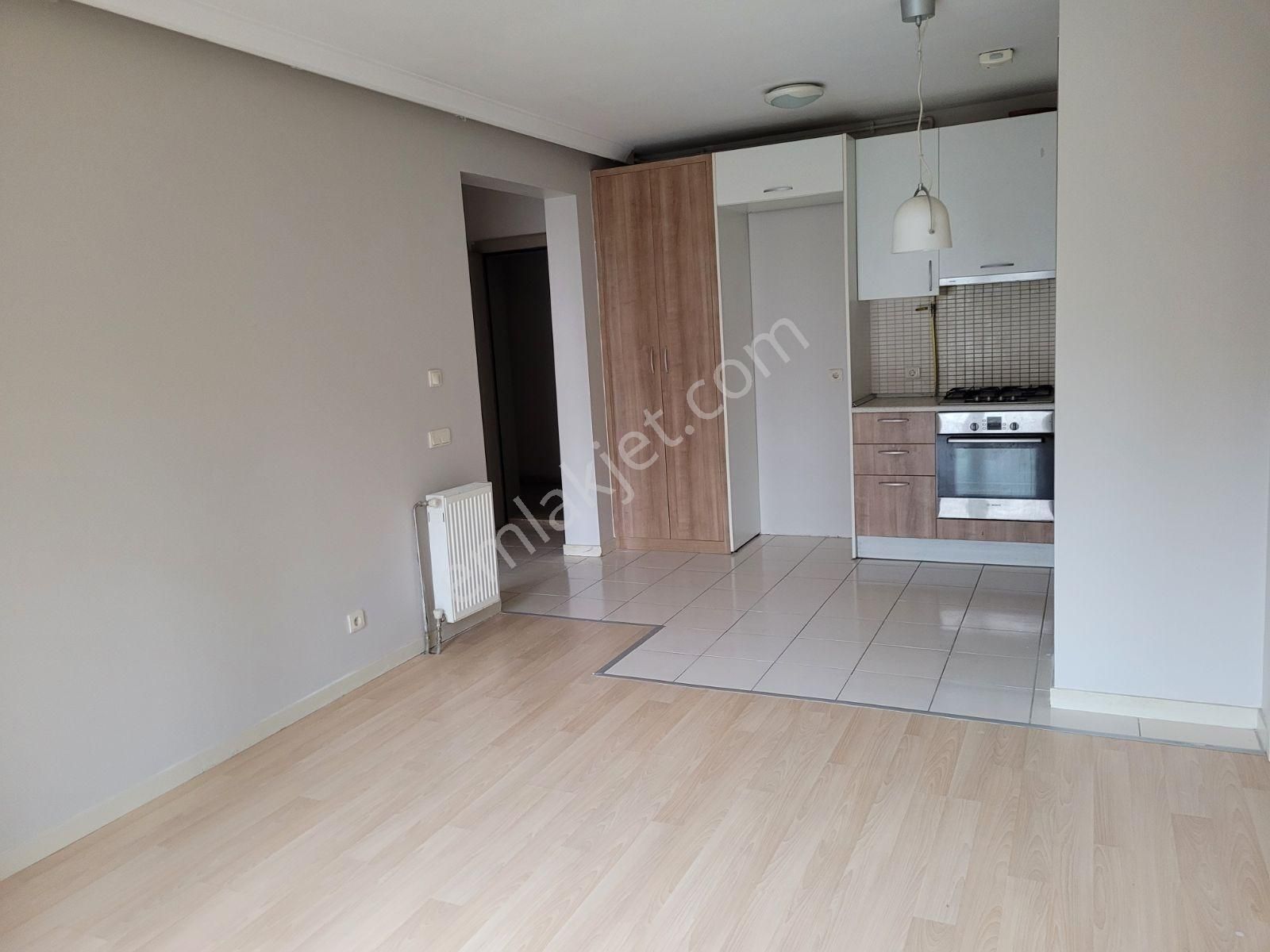 Metroya 2 Dk Yürüme Mesafesinde Peyzaj Ve Havuz Manzaralı 2+1 - Görsel 11