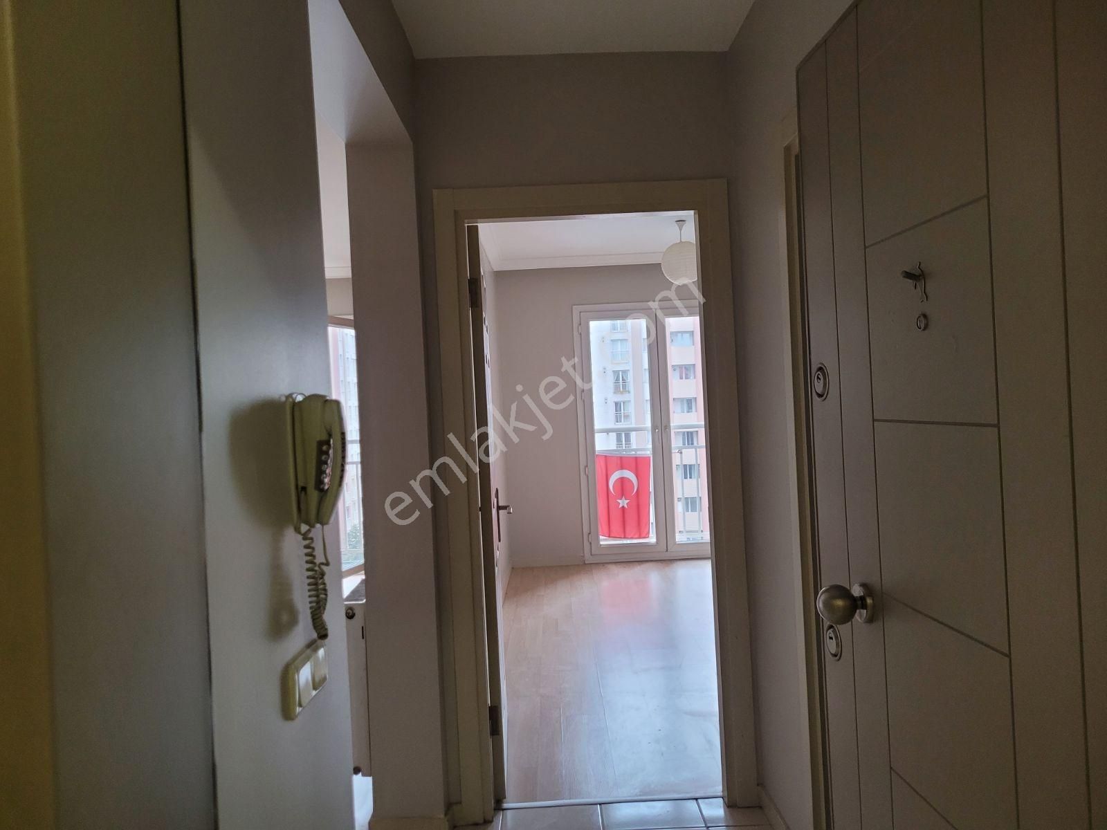 Metroya 2 Dk Yürüme Mesafesinde Peyzaj Ve Havuz Manzaralı 2+1 - Görsel 29