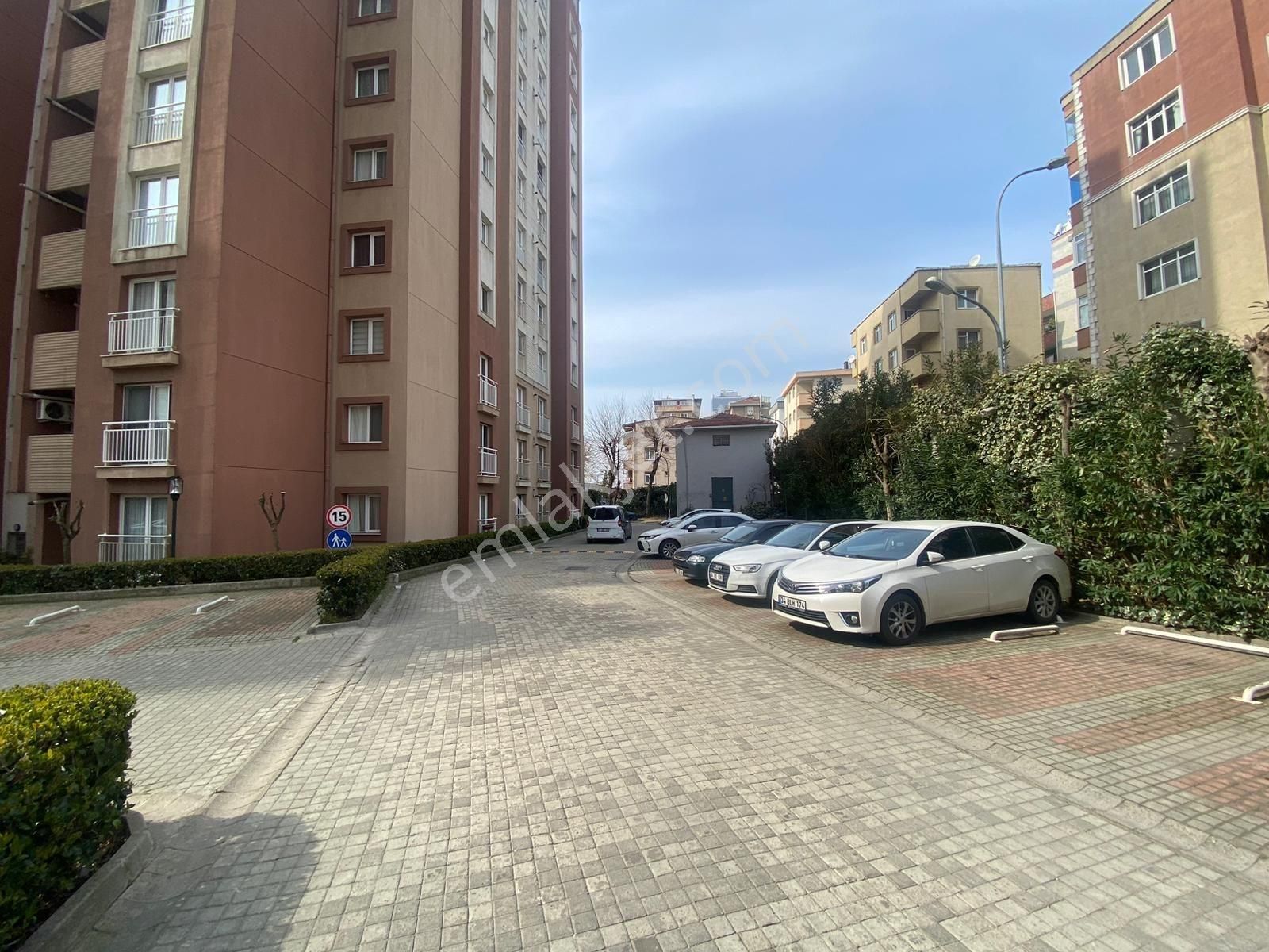 Metroya 2 Dk Yürüme Mesafesinde Peyzaj Ve Havuz Manzaralı 2+1 - Görsel 23