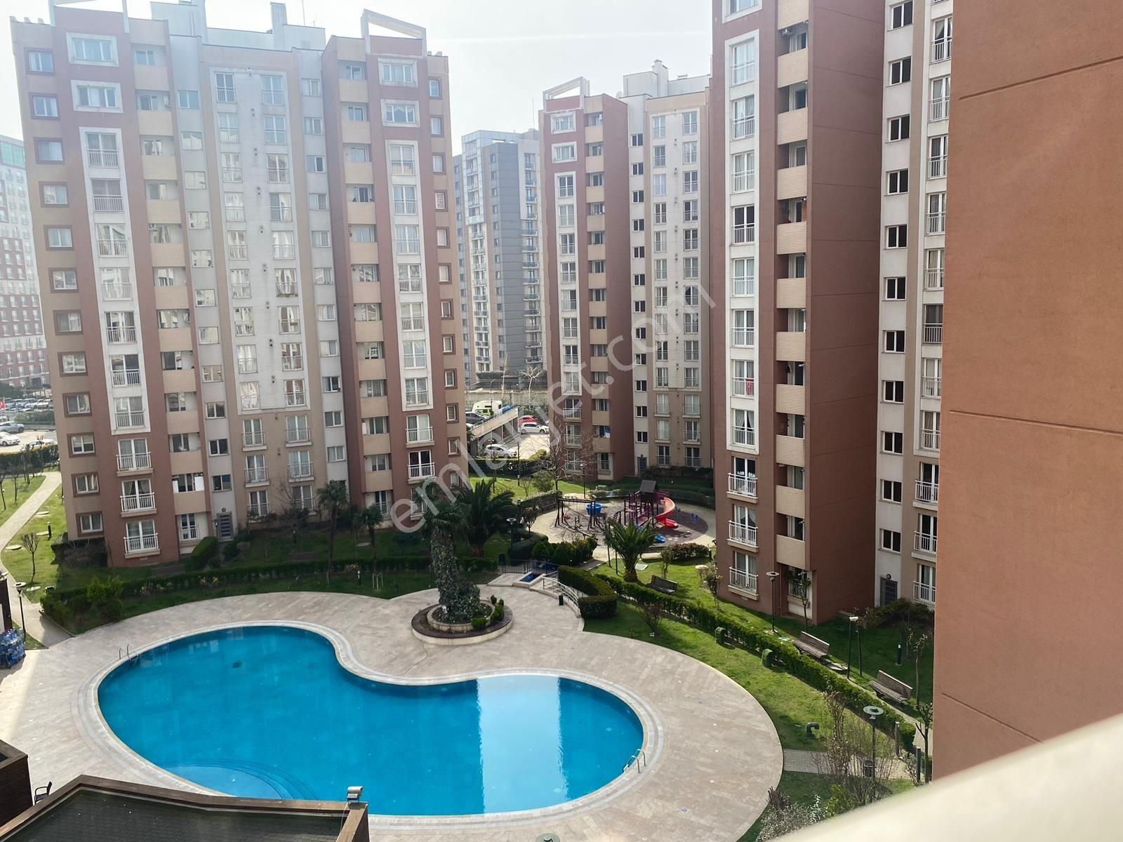 Metroya 2 Dk Yürüme Mesafesinde Peyzaj Ve Havuz Manzaralı 2+1 - Görsel 18