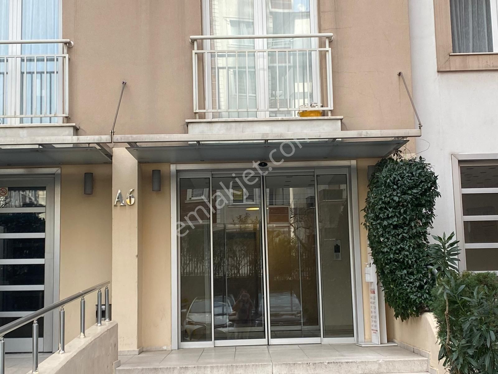 Metroya 2 Dk Yürüme Mesafesinde Peyzaj Ve Havuz Manzaralı 2+1 - Görsel 2