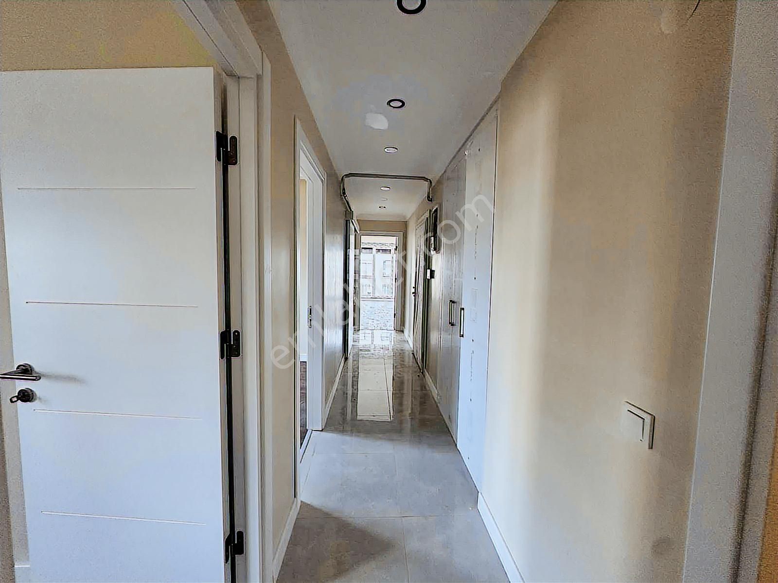 Erenköy Taşmektep Sokakta Aydınlık Balkonlu Satılık Daire - Görsel 31