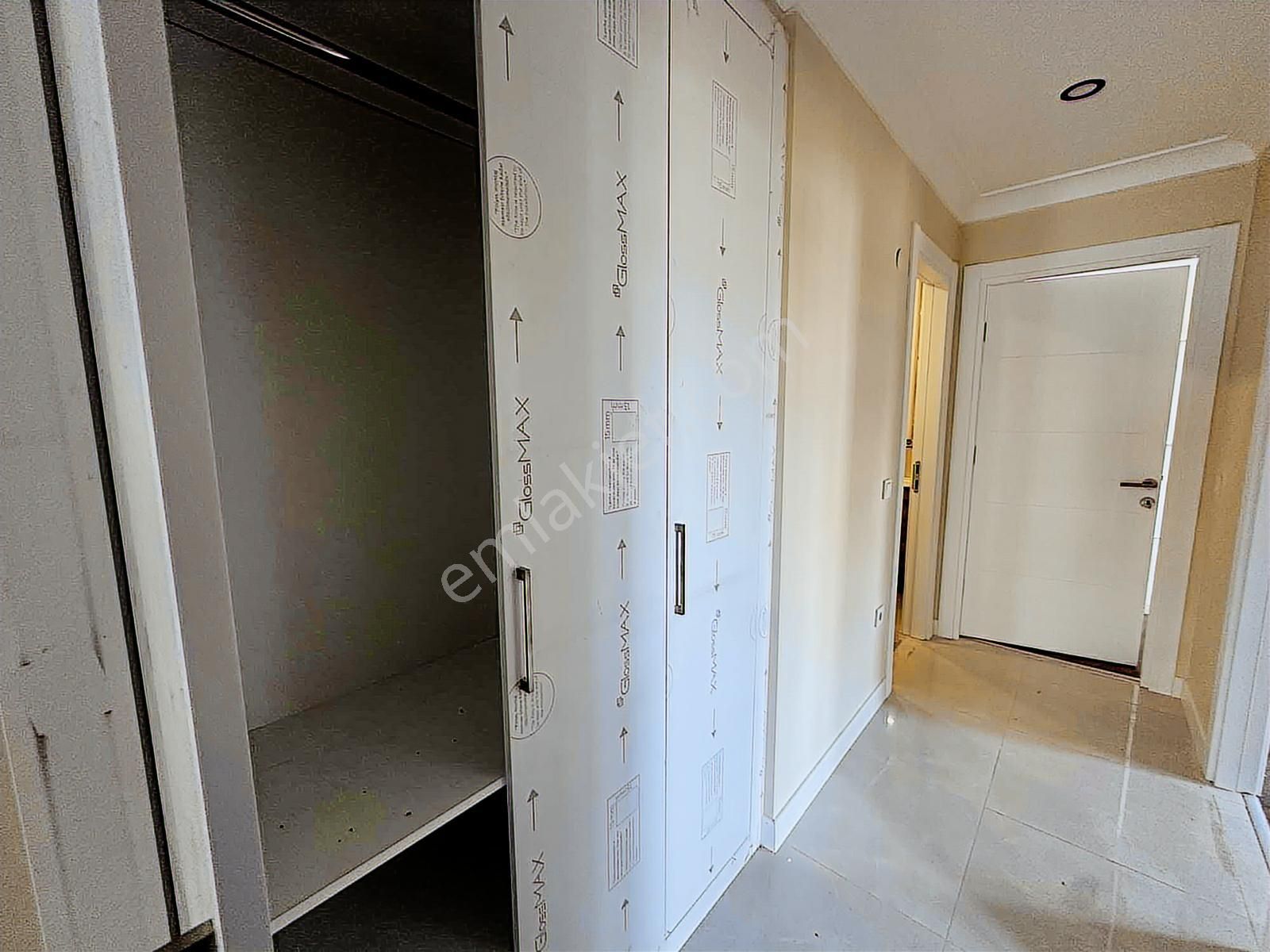 Erenköy Taşmektep Sokakta Aydınlık Balkonlu Satılık Daire - Görsel 23