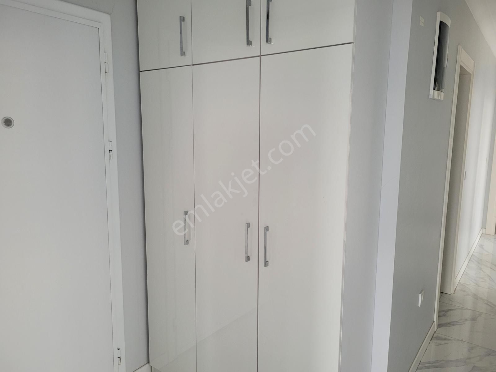 Almarin Park Sitesinde Peyzaj Manzaralı Ebeveyn Banyolu 3+1 - Görsel 29