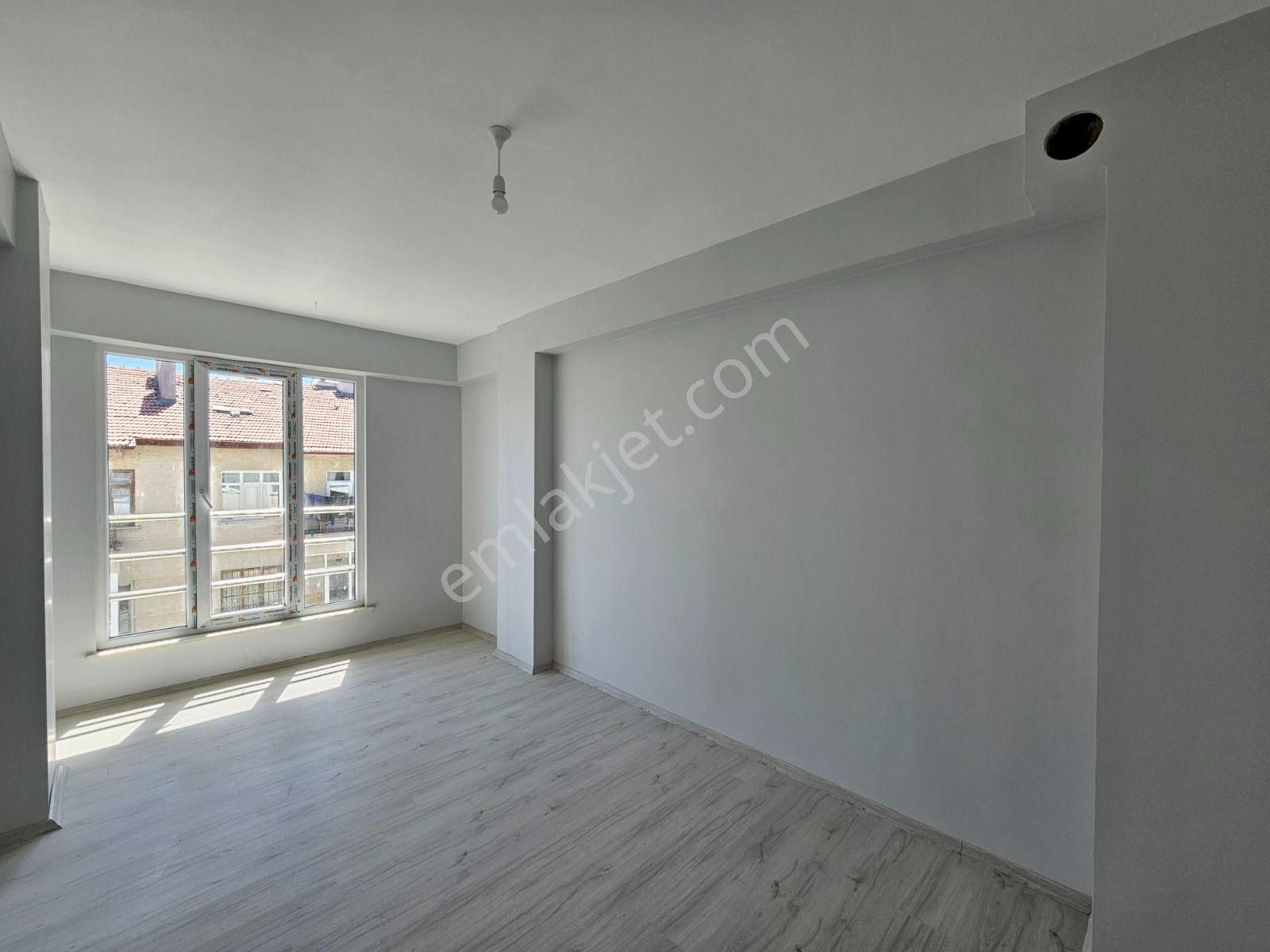 Sakarya Mahallesi Satılık Sıfır 3+1 Geniş Daire - Görsel 12