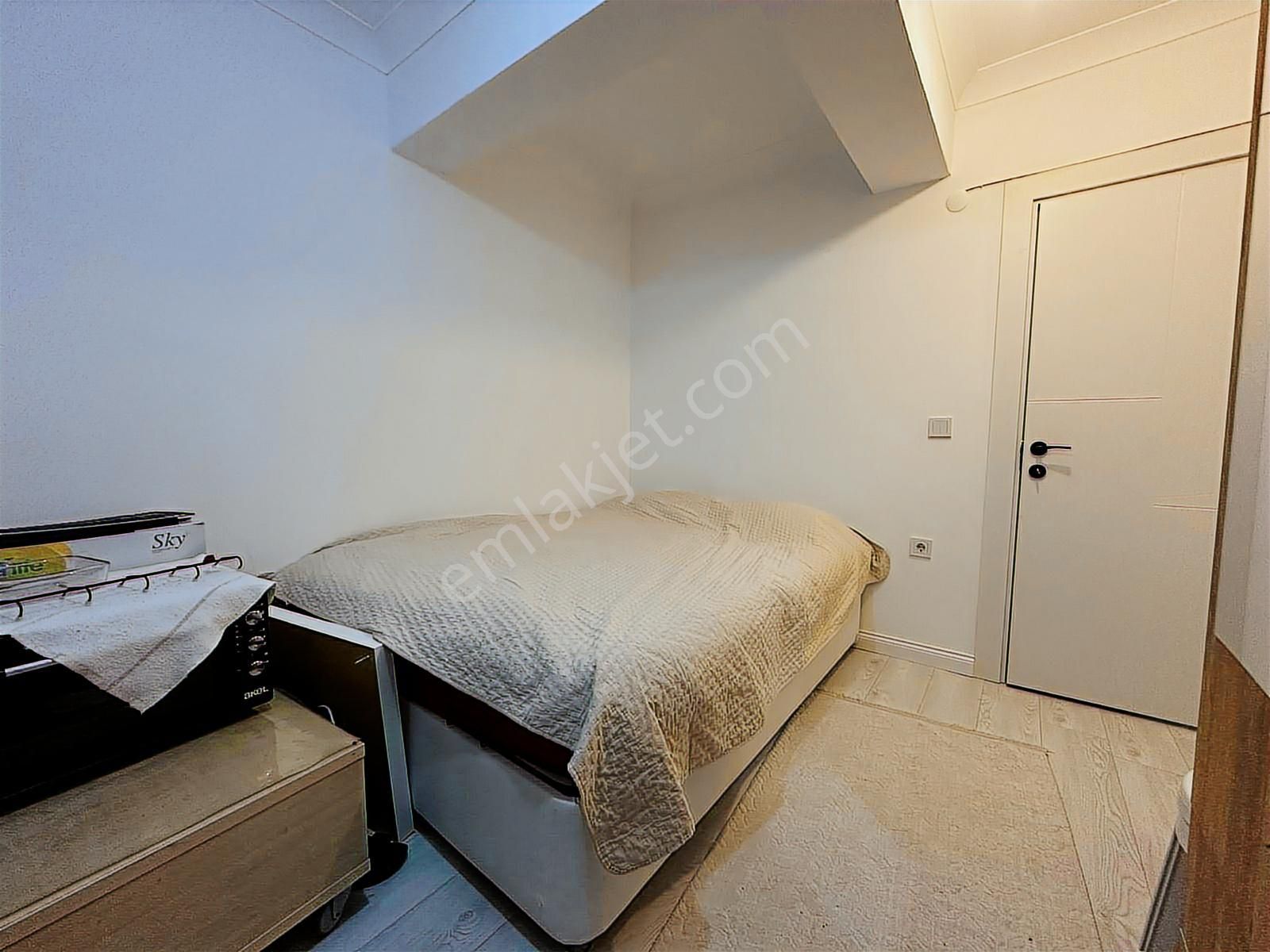 Yenifoça Gencelli De Denize 100 Metre 2+1 Daire - Görsel 5