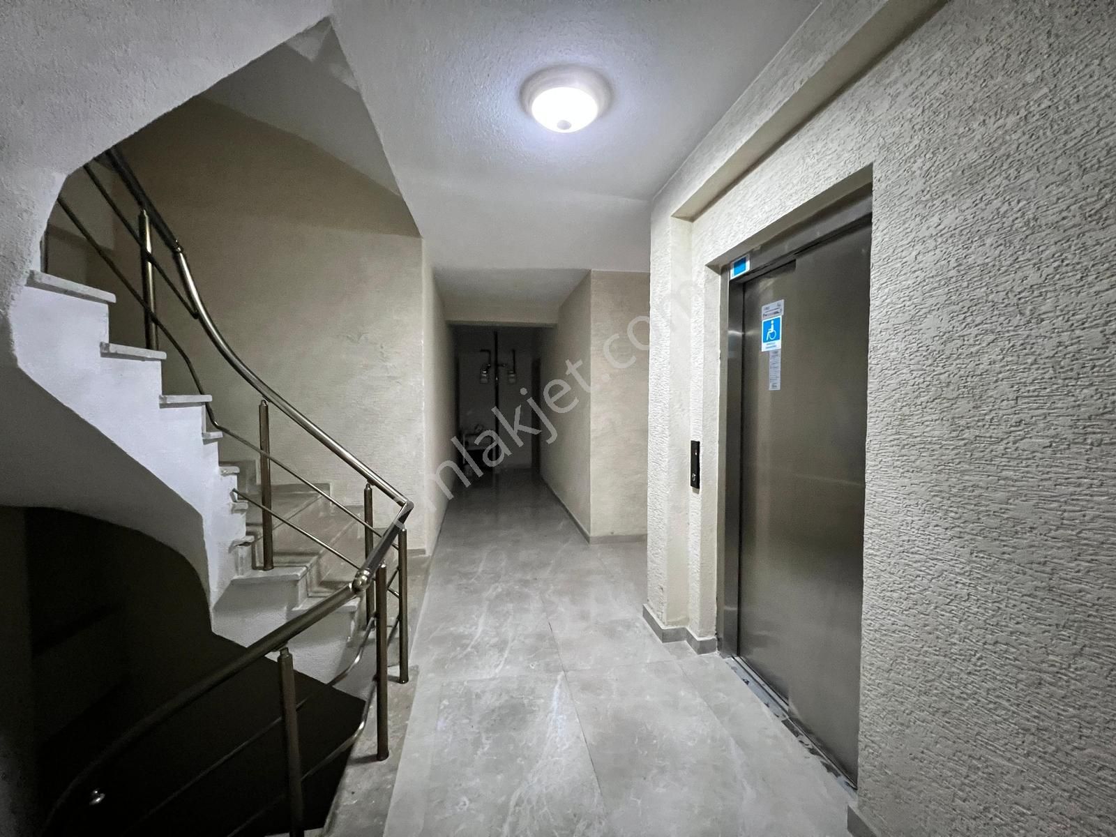 Redstone'den Silivri'nin Gelişen Bölgesinde Satılık 3+1 Daire - Görsel 7