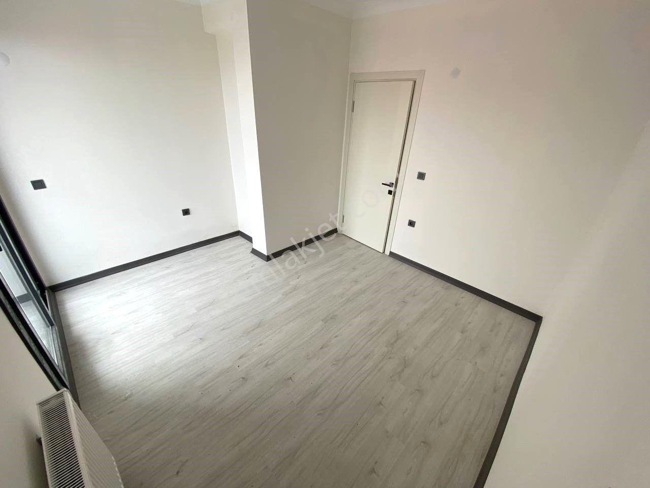 ⫸aktiften Burhaniye'de ⫸ Fırsat!! Yatırıma Uygun Ayrı Mutfak 1+1 Satılık Daire - Görsel 5