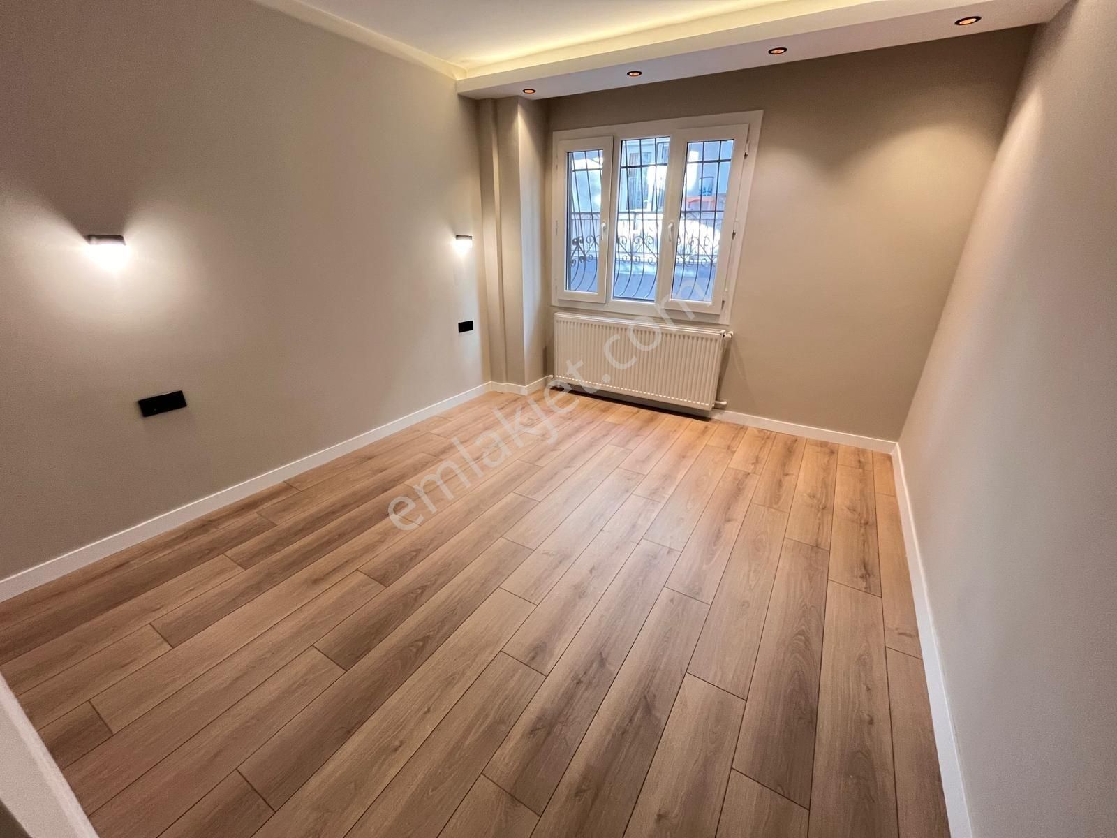 Basın Sitesinde 1.kat Teraslı Bahçeli Satılık - Görsel 19