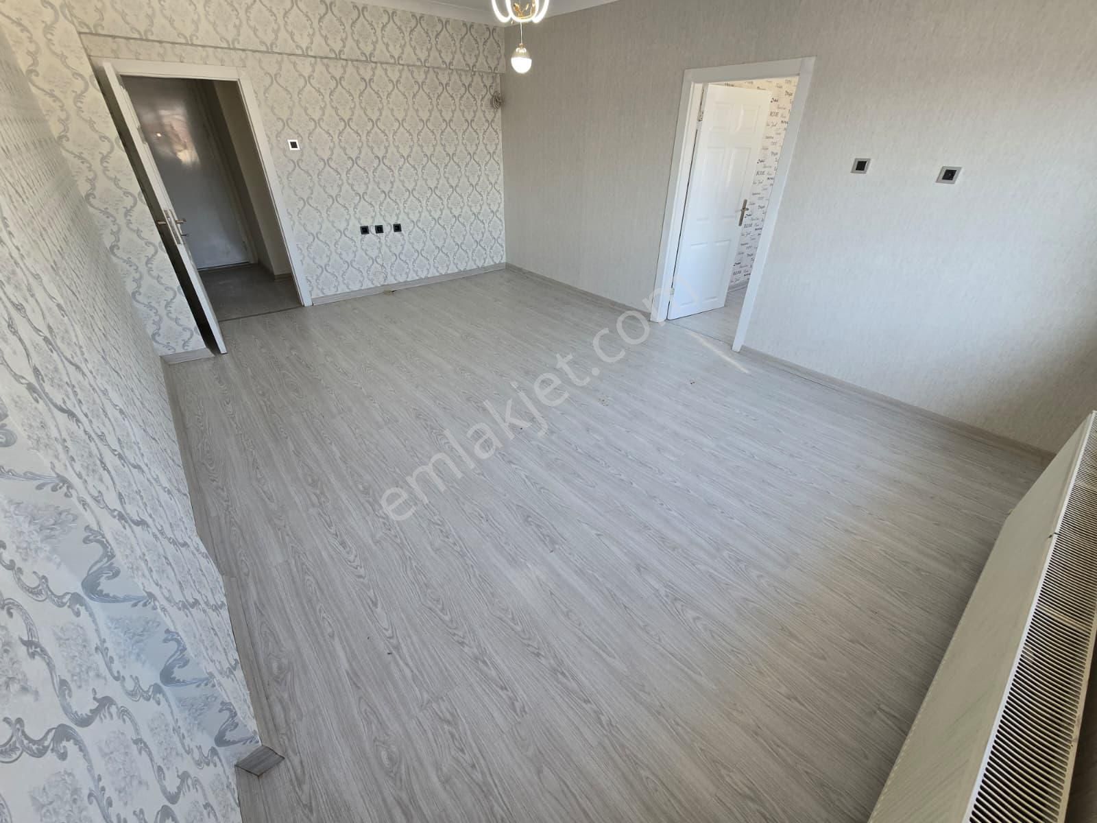 Sincan'da Vatan Cad. Üzeri 3+1 Full Yapılı Kilerli Mükemmel Konumda Satılık Daire - Görsel 6