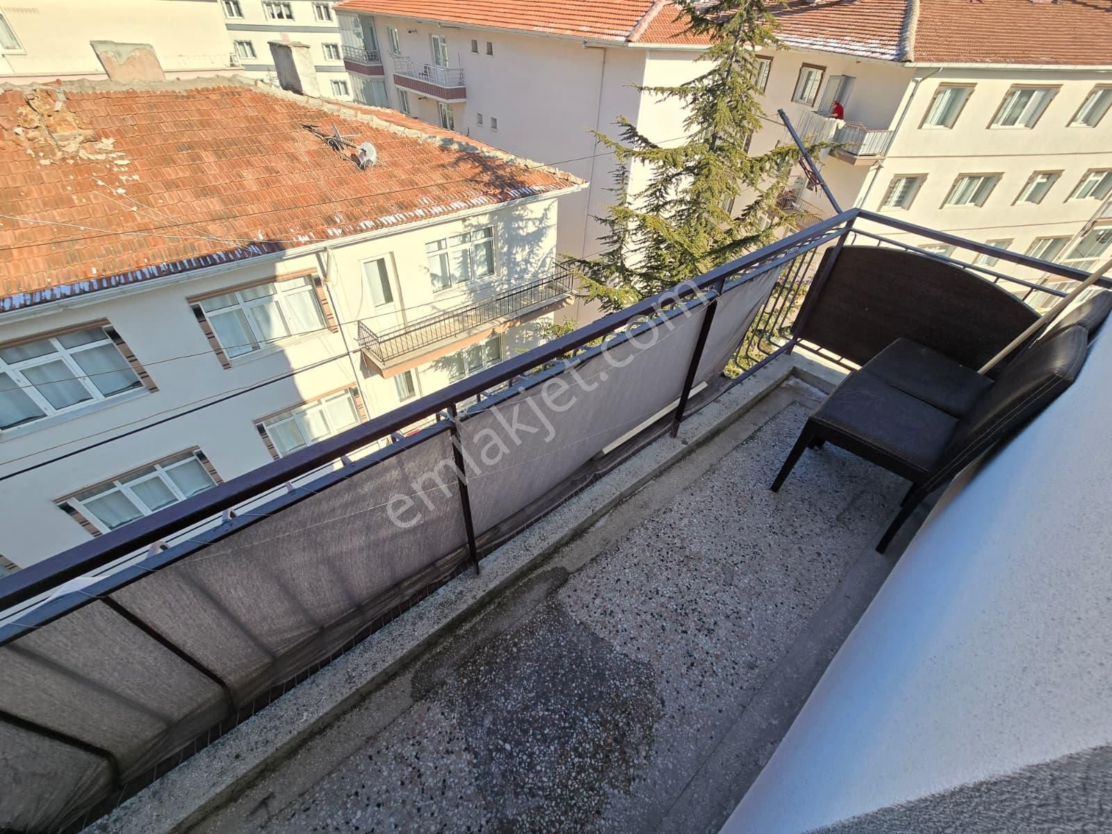 Sincan'da Vatan Cad. Üzeri 3+1 Full Yapılı Kilerli Mükemmel Konumda Satılık Daire - Görsel 16