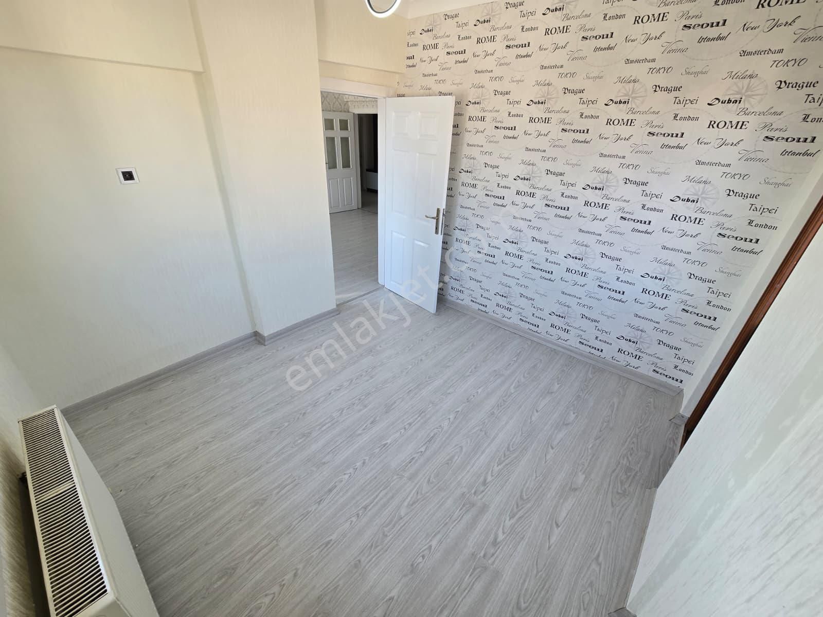 Sincan'da Vatan Cad. Üzeri 3+1 Full Yapılı Kilerli Mükemmel Konumda Satılık Daire - Görsel 10