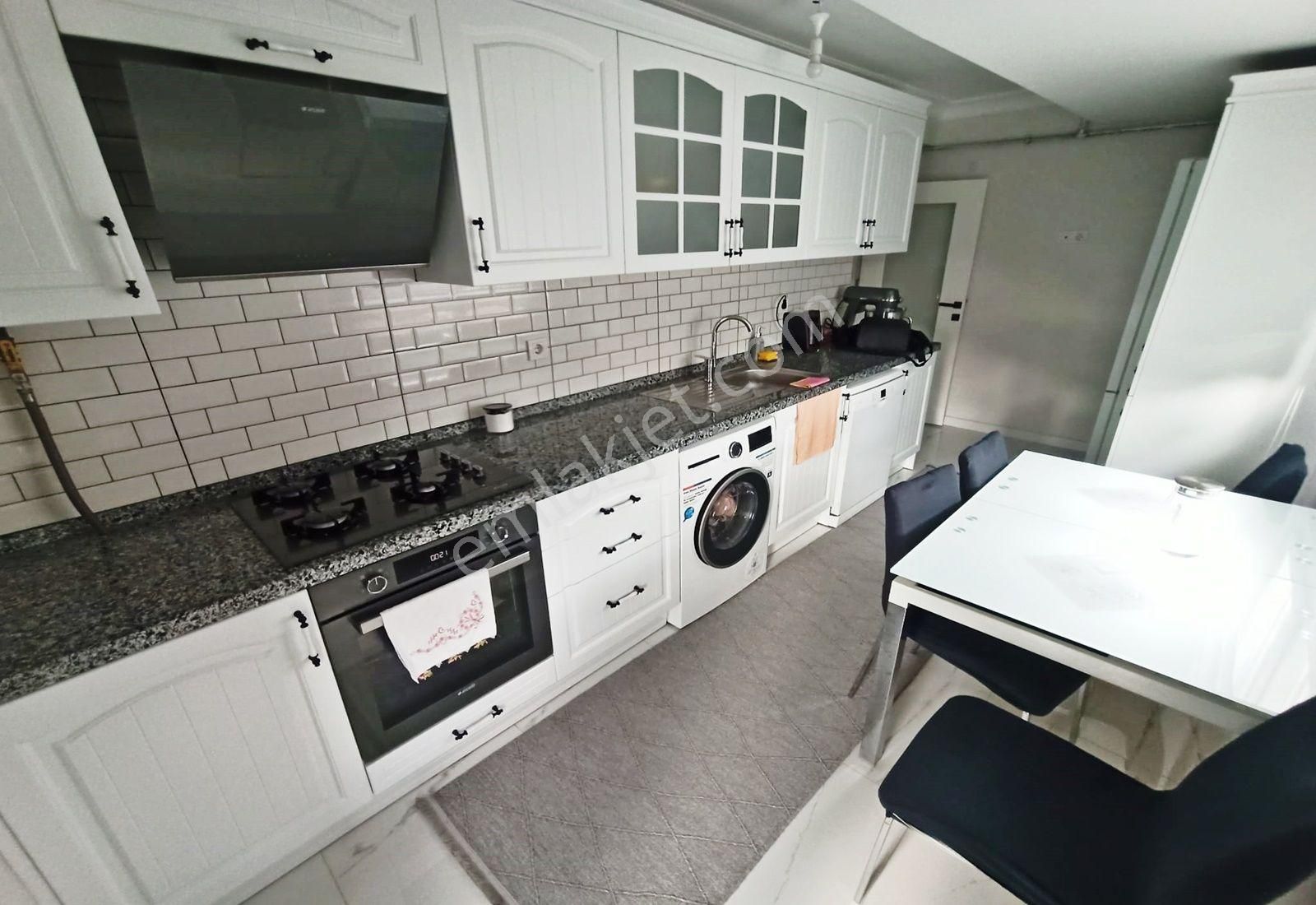 Weal World' Den 1 Yıllık, 3+2, İki Girişli, Kullanışlı, Lüks Dubleks ...