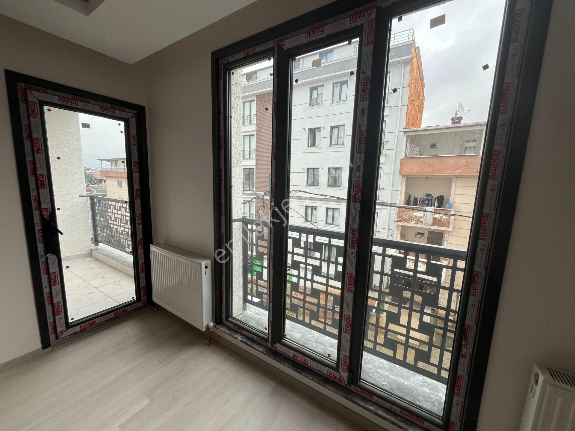 Samandıra'da Krediye Uygun 3.kat Asansörlü 3+1 Sıfır Lüks Daire - Görsel 13