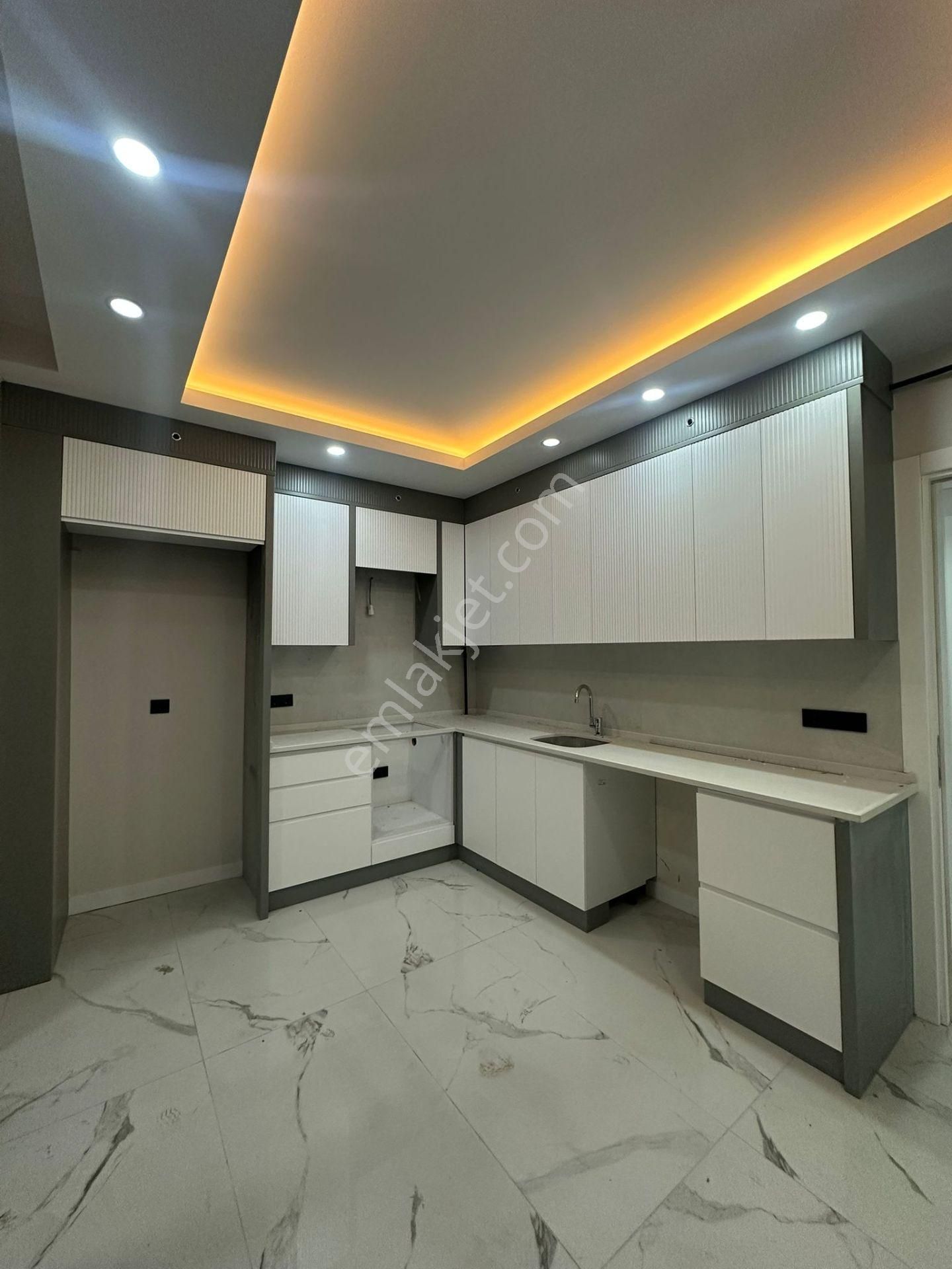 Şemiklerde 3+1 145 Metrekare Dubleks Sıfır Lüks Daire