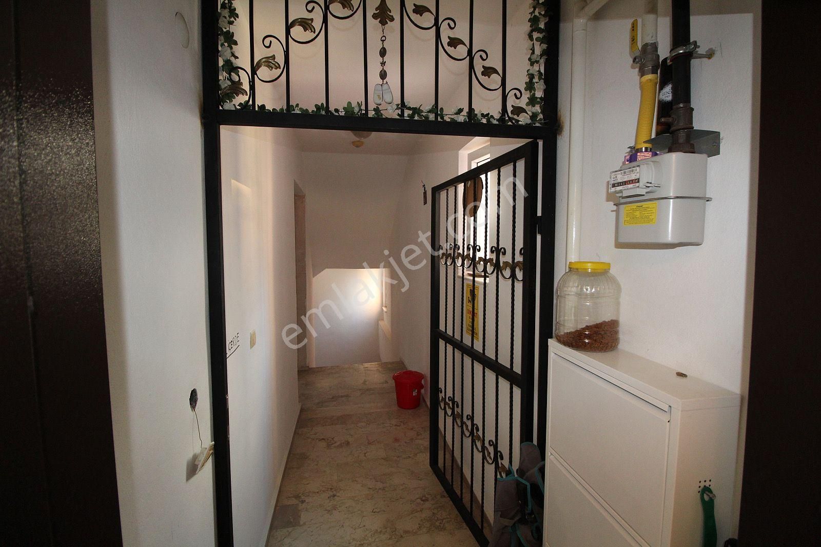 Güzelobada Deniz Manzaralı Kombili Lüks 3+1 Arakat Daire - Görsel 24