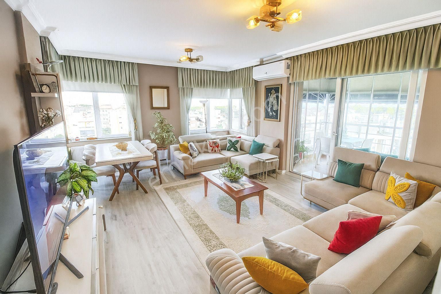 Güzelobada Deniz Manzaralı Kombili Lüks 3+1 Arakat Daire